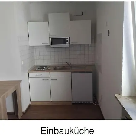 Kleine Moblierte 1-zimmer In شقة *